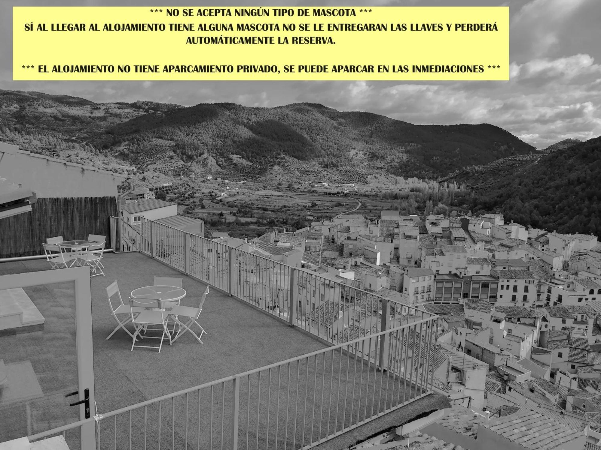 Domus Lapidis - Medina Apartment Bogarra Bagian luar foto
